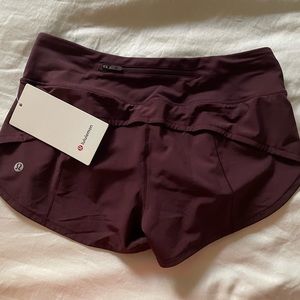 Lululemon speed up low rise LR 2.5 size 4